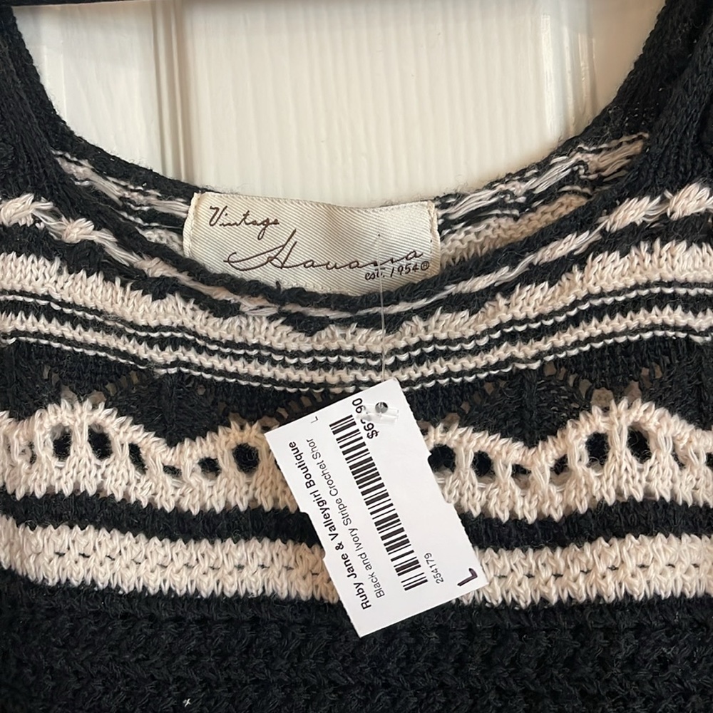 Vintage Havana Crochet Top - Picture 2 of 4